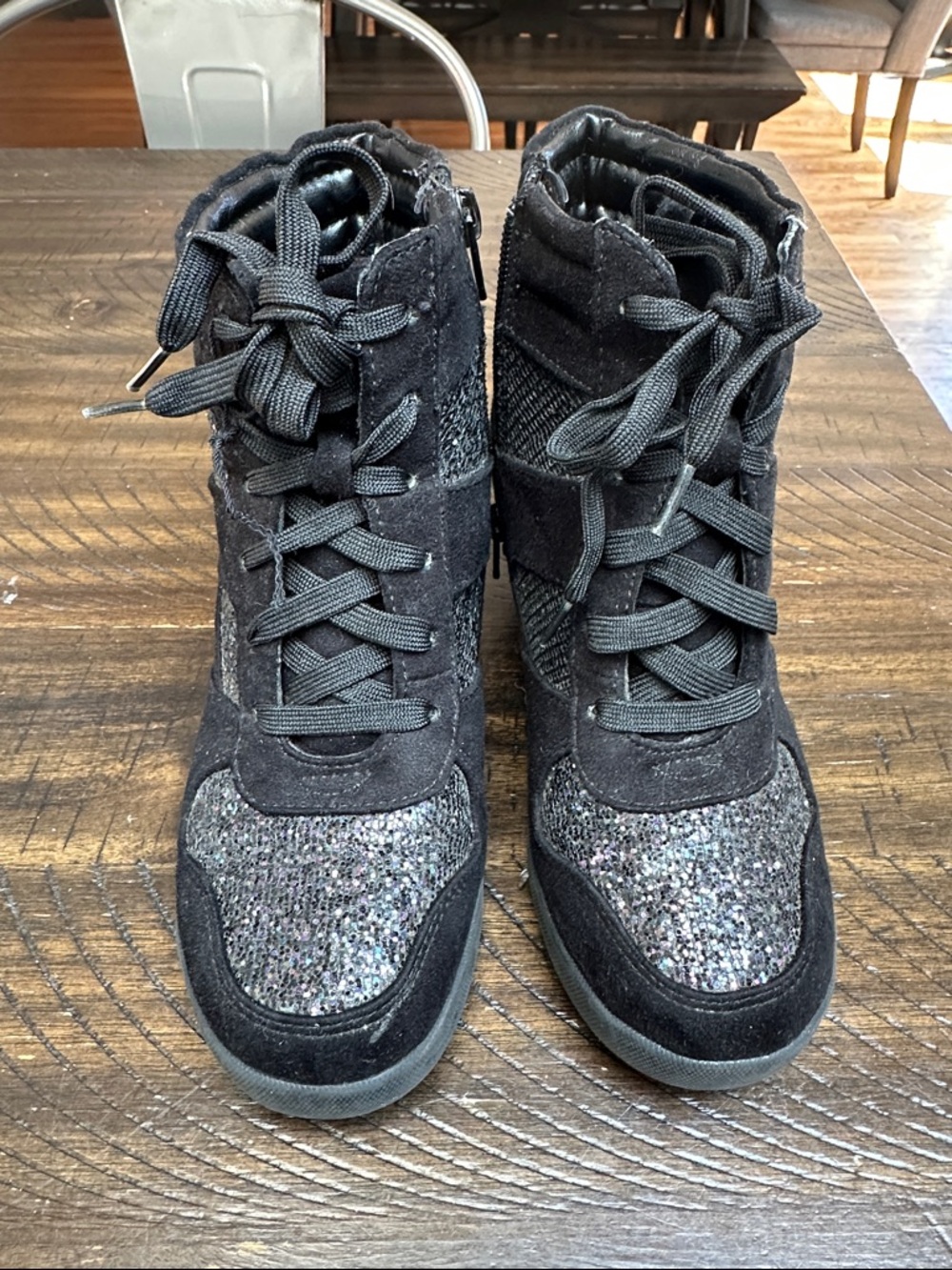 Disney Descendants - Black Sparkle Wedge Sneakers - Lace Up High Tops